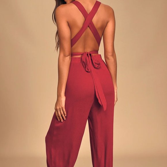 NEW LULUS Lolinda Berry Red Convertible Halter Jumpsuit Size Medium - Picture 2 of 10